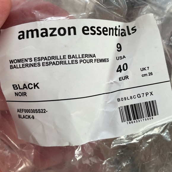 Amazon Essentials Women's Espadrille Ballet Flat Black - Picture 4 of 4